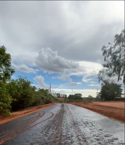 Início do asfaltamento no Las Vegas II marca avanço na infraestrutura do bairro