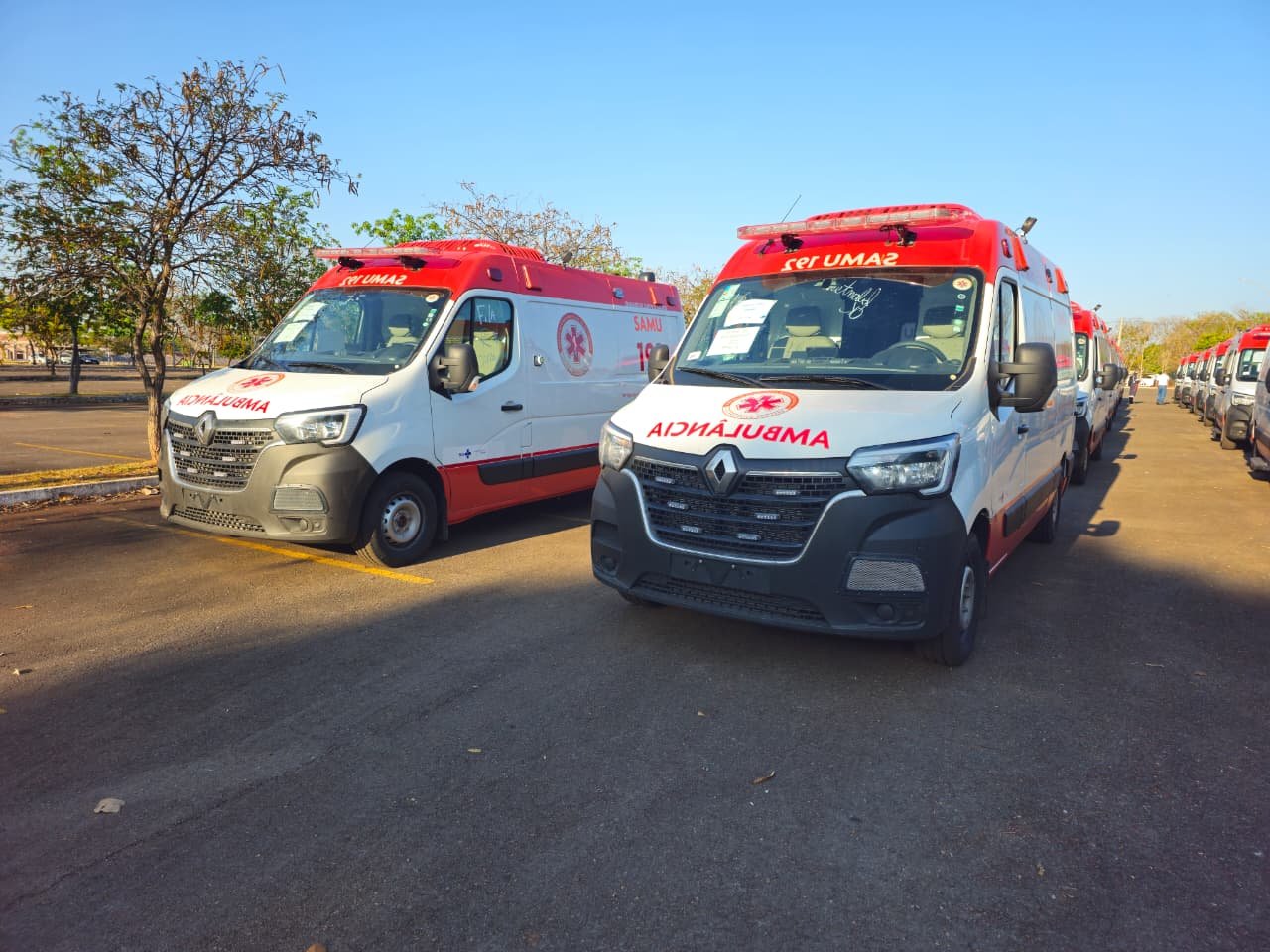 Goiânia amplia oferta de cirurgias eletivas em parceria com Ministério da Saúde e recebe nova ambulância do Samu